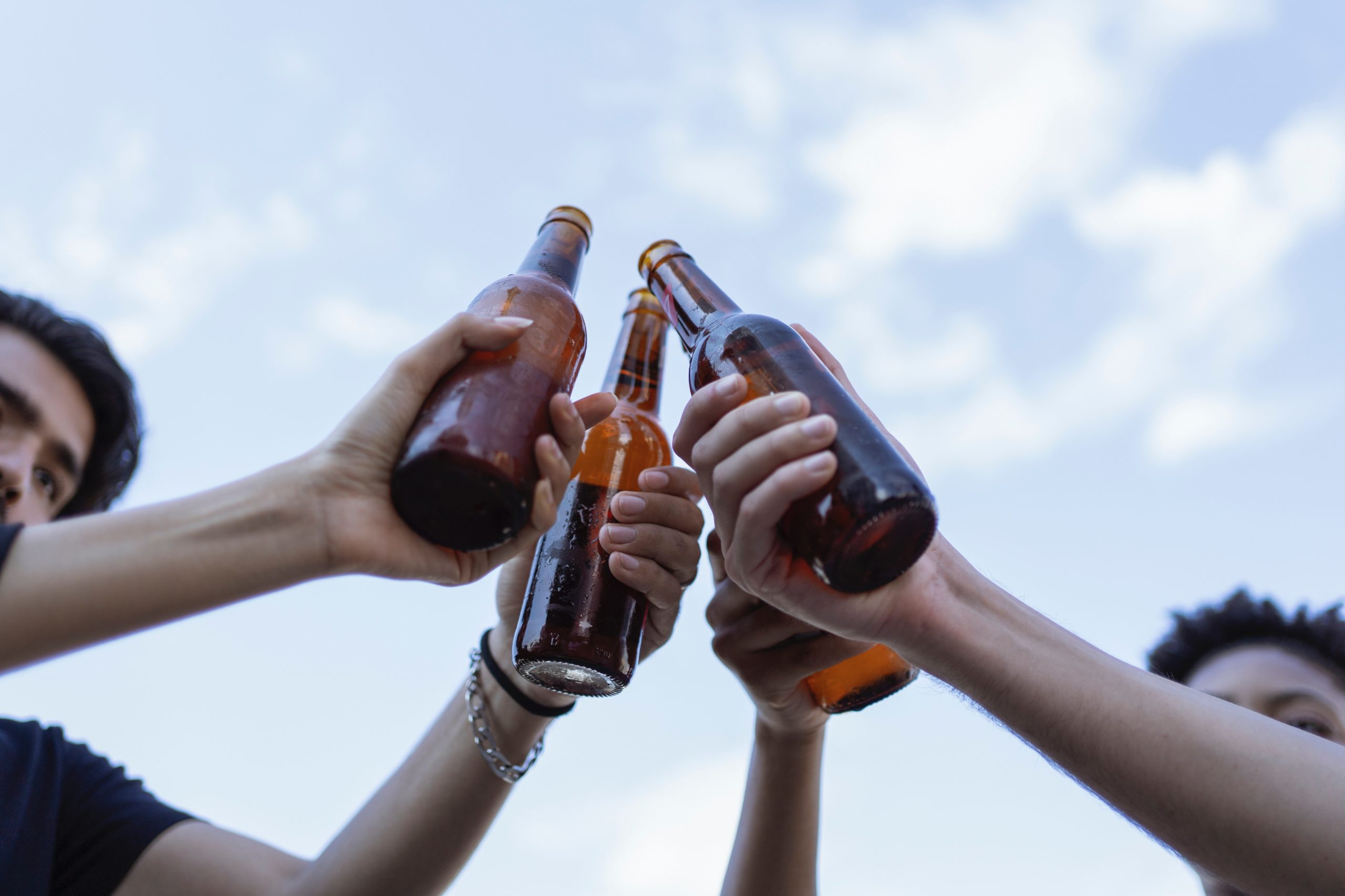 Alcohol adspend to beat the market with 5.3% growth in 2021 as hospitality opens up